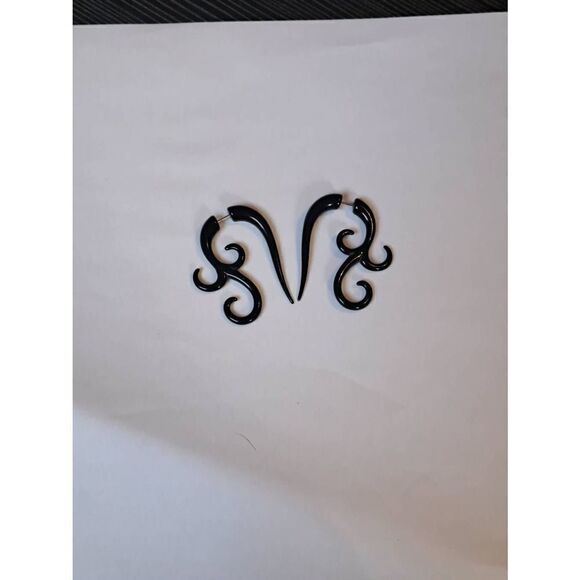 Acrylic Earrings Different Shape Sizes - Picture 8 of 8